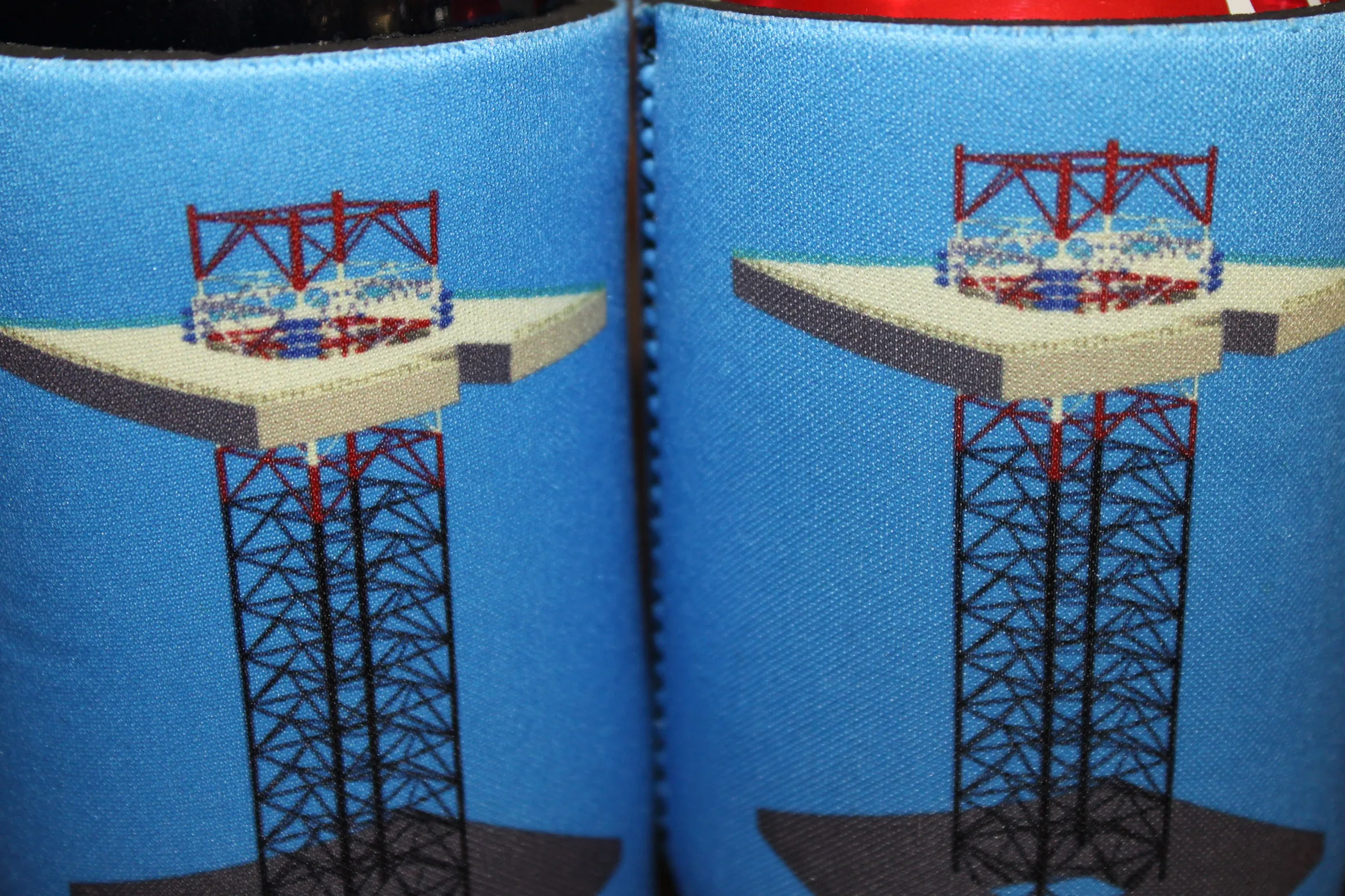 Рисунок 4 - Сумка-холодильник для пивных банок