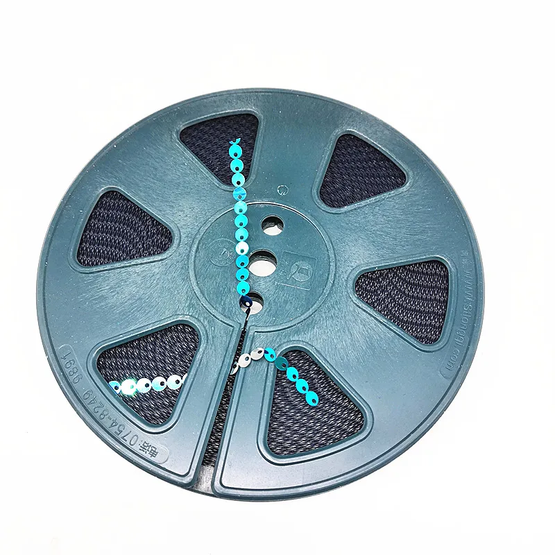Pic color 8840 12pcs 12 шт. боковое отверстие блестки катушка CD Длина 95 метров Экологичные 5 мм две стороны блесток катушки - Цвет: Pic color 8840 12pcs