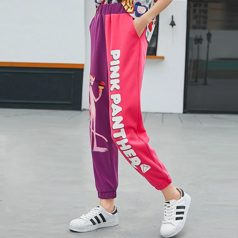 Весенние штаны-шаровары в стиле хип-хоп с розовыми вставками из мультфильмов