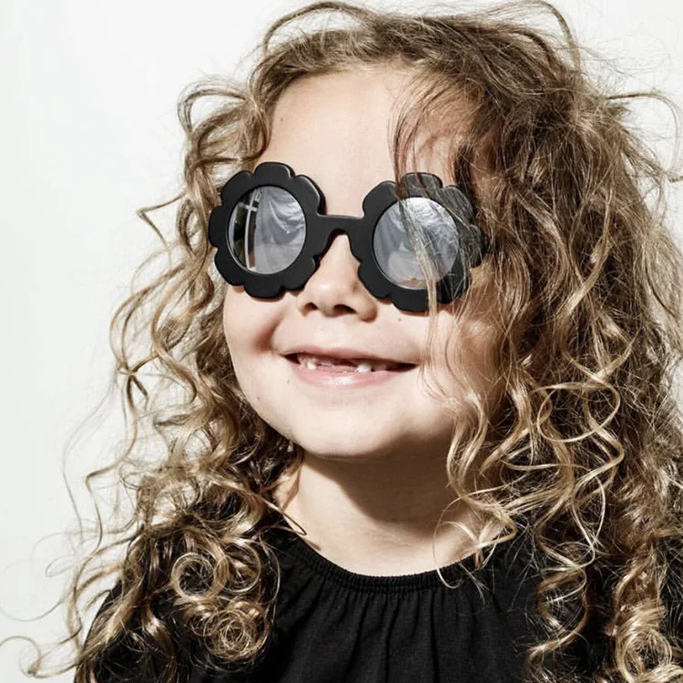 

SomeCool Cute Flower kids sunglasses 3-6yr Boys&Girls glasses Protect UV400 Eyewear Travel beach eye glasses Wholesale n360
