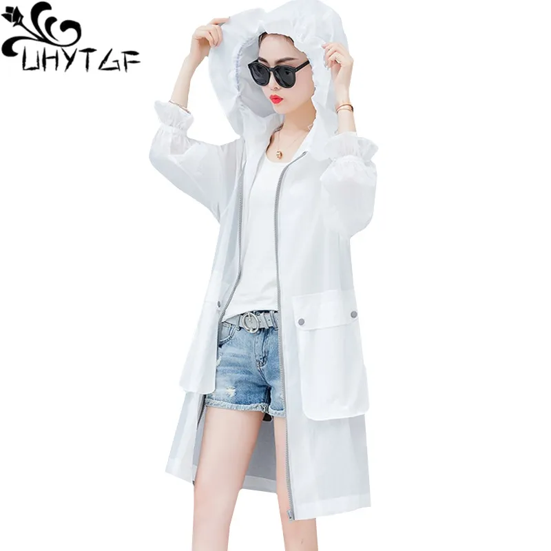 

UHYTGF Fashion summer top thin Sun protection clothing Breathable plus size Windbreaker coats Casual women hooded long coat 68