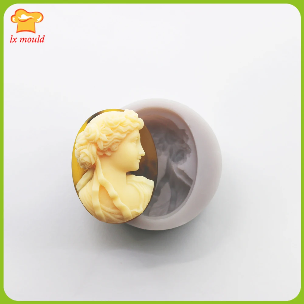 

New Italian moon female mold embossed stone decorative silicone molds