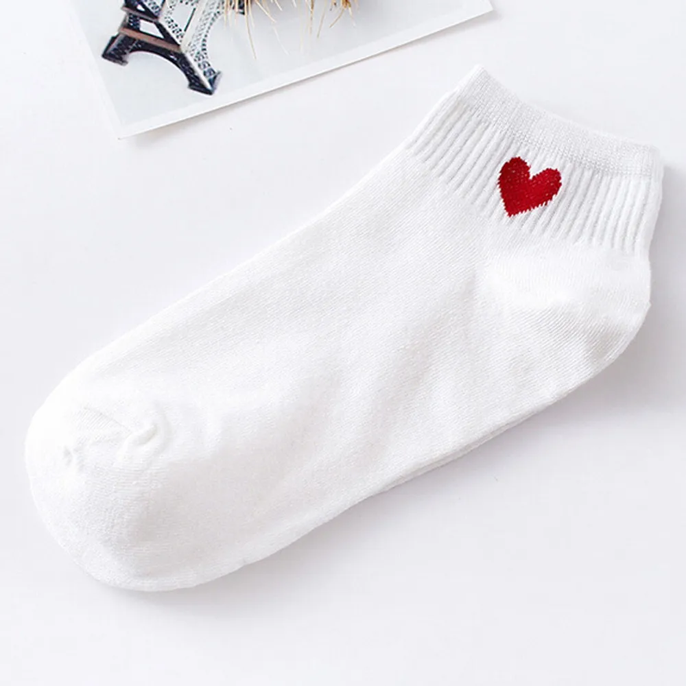 

HOT sale Women socks lovely Heart-Shaped Fashion Skateboard Sock Comfortable Socks chaussette femme