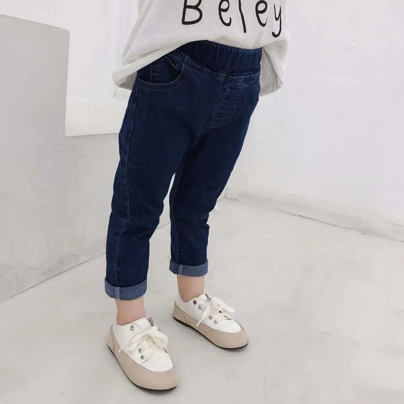 Модные джинсы в Корейском стиле для маленьких девочек 2 цвета универсальные