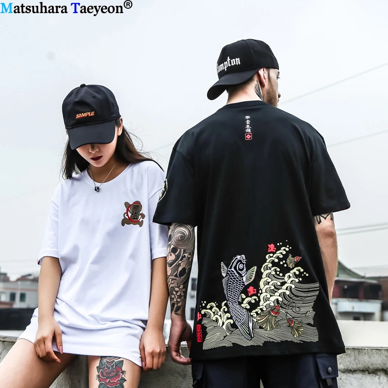 

Embroidery Fish t shirt men Japanes2019 Summer Hip Hop Cotton Short Sleeve Tshirt Harajuku Streetwear Funny T-shirt Tops