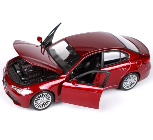 Новое поступление Maisto Bburago 1:24 Alfa Romeo GULIA модель спортивного автомобиля литая модель автомобиля игрушка для детей подарки с коробкой