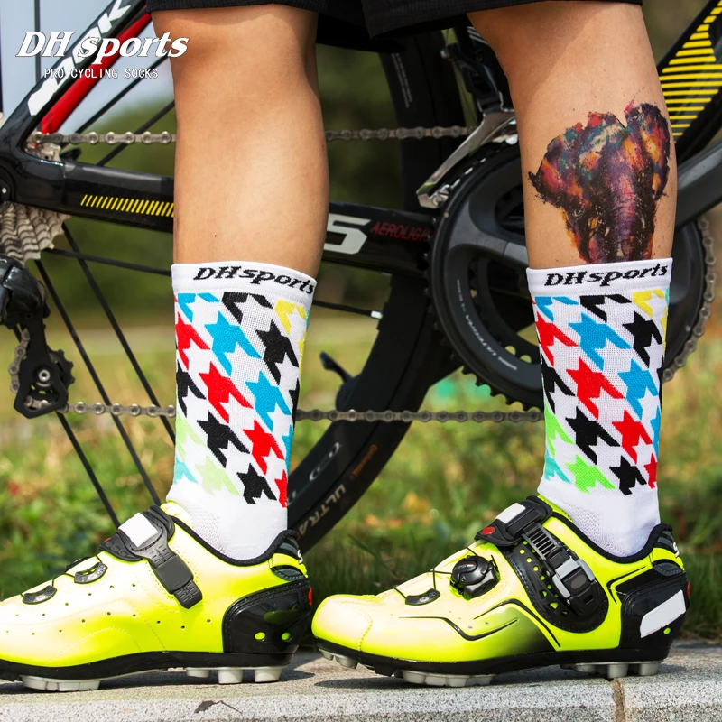 

New Professional Cycling Socks Men Women Breathable Sports Bike Socks Quality Wear-resistant deodorant Socks Bicycle Accessories