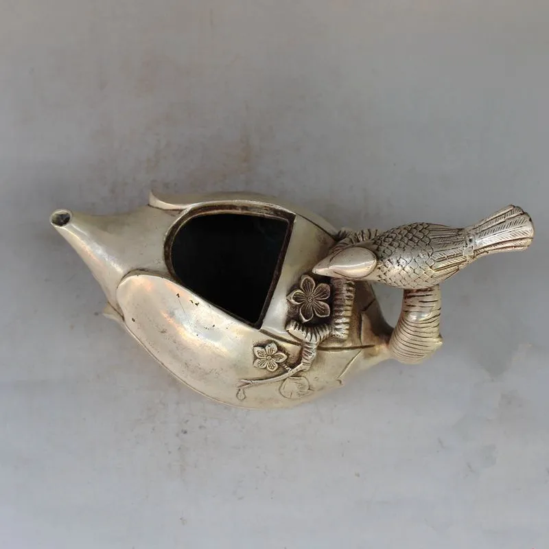 Архицированная статуя из белой меди|articles|flaskflask hip |