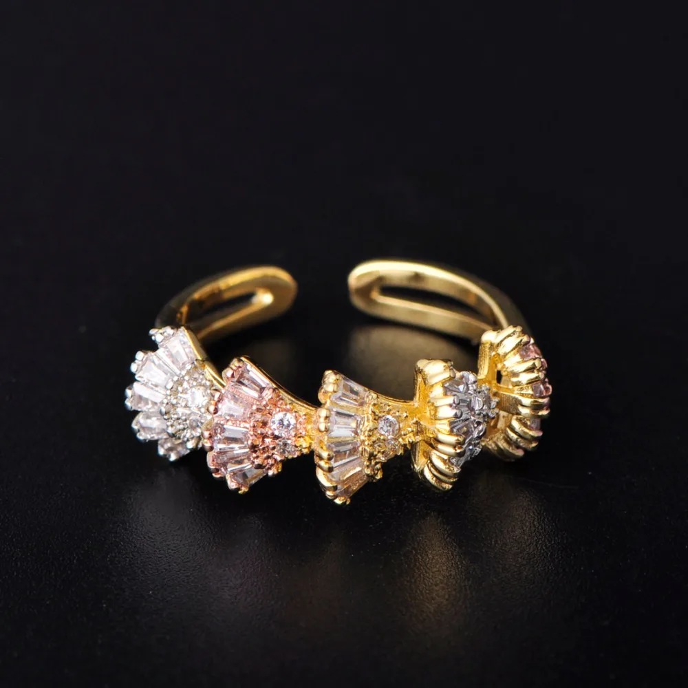 Женский комплект из кольца и браслета Blucome трехцветный меди циркона с блестящим