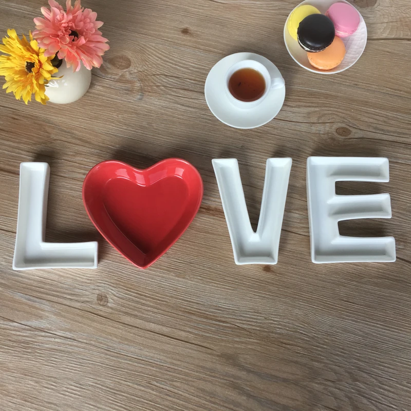 Керамическая тарелка с надписью LOVE Promotion &amp свадебный подарок декоративная на