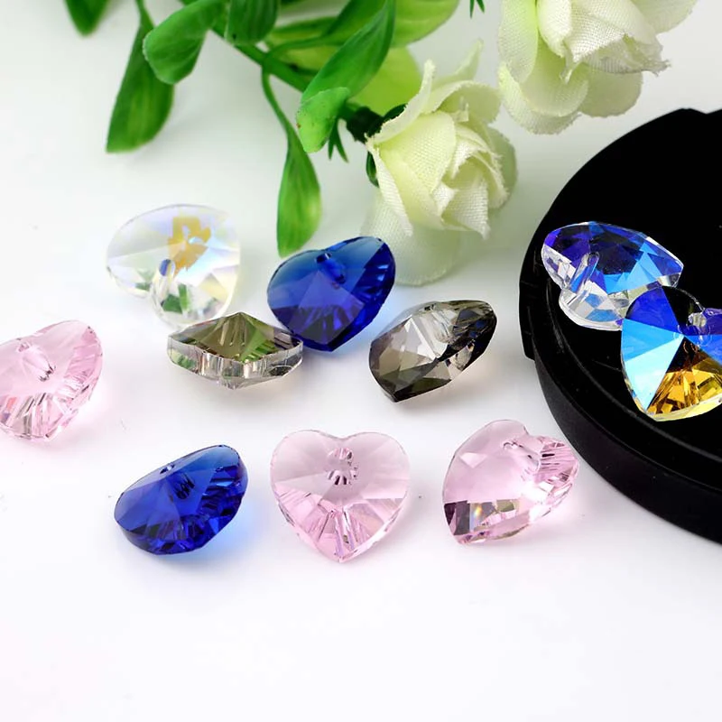 

Sale 10pcs/bag 14mm Glass Crystal Heart Pendants Faceted Delicate Spacer Multicolor Loose DIY Heart Beads Jewelry Accessories