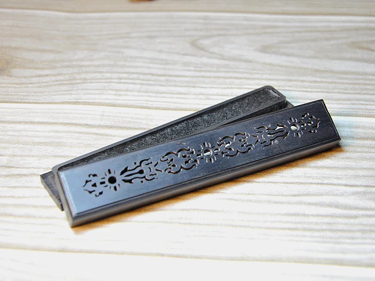 Дешевые фиолетовый сандалового дерева курильница плита линию лежащую |