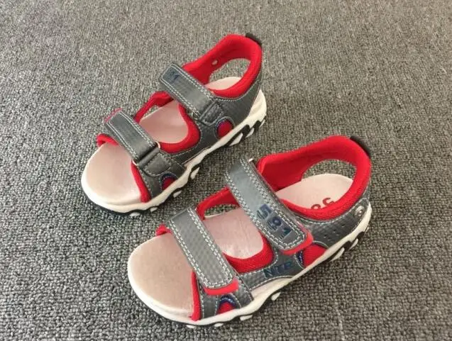 Сандалии для мальчиков легкие Нескользящие мягкая подошва размеры от 25 до 35