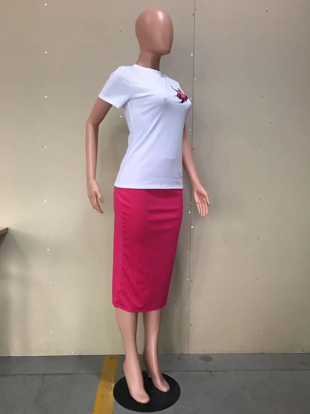 Женский офисный комплект из 2 предметов футболка с круглым вырезом и коротким