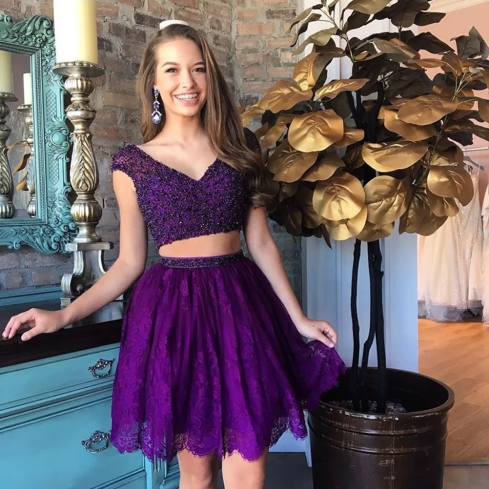 

Purple Homecoming Dresses A-line V-neck Cap Sleeves Short Mini Two Pieces Lace Pearls Elegant Cocktail Dresses