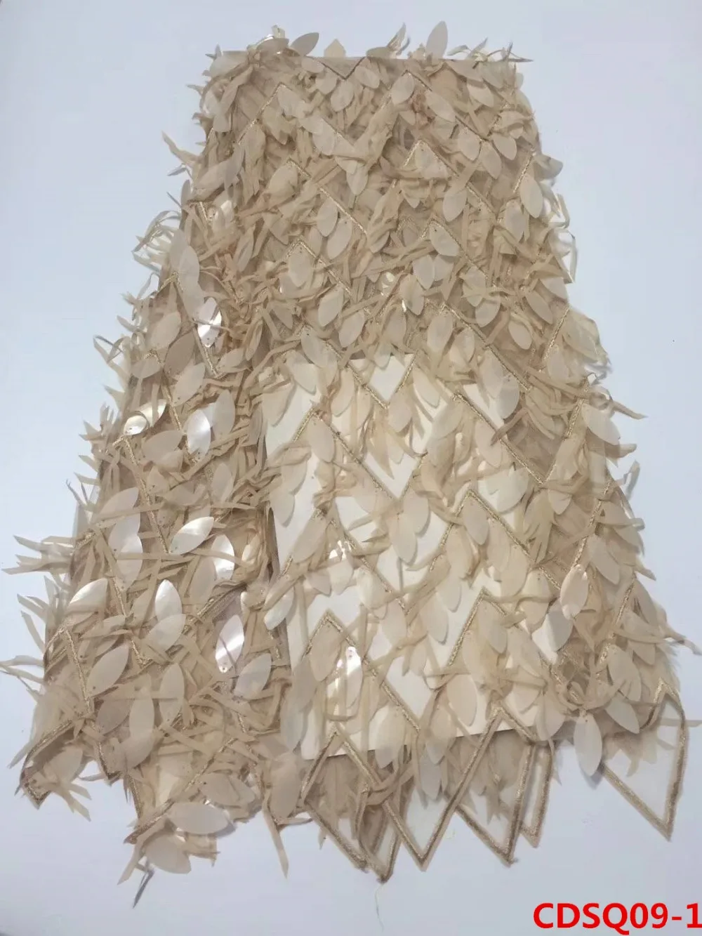 

2019 New arrival high end custom reversible sequin tulle fabric fashion dress lace for show