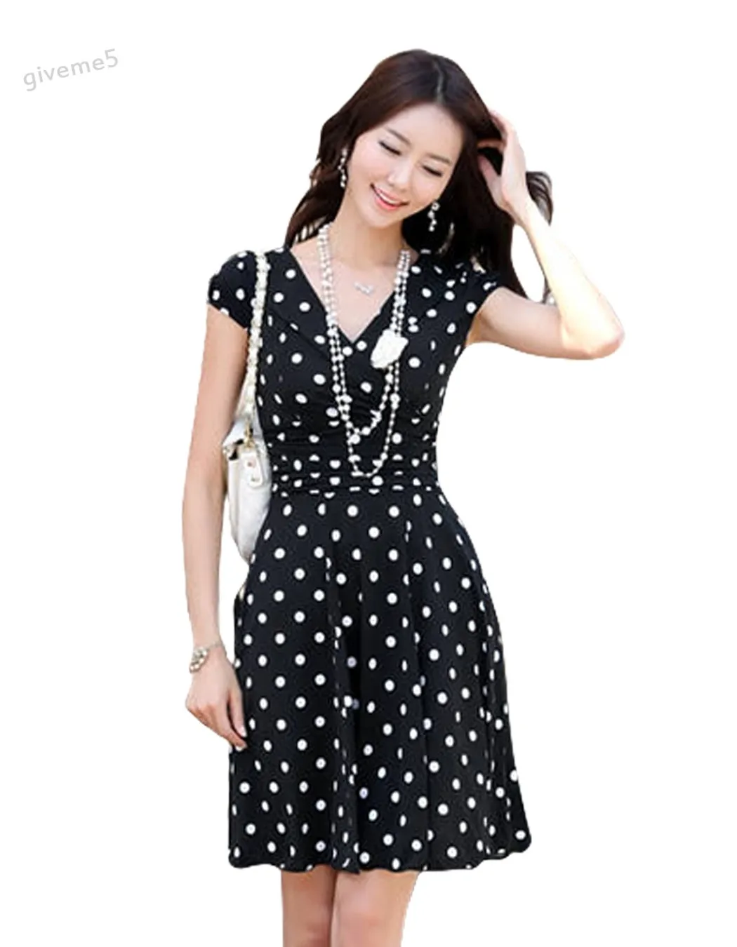 Высокое качество 2017 летние женские тонкие белые черные платья в горошек до