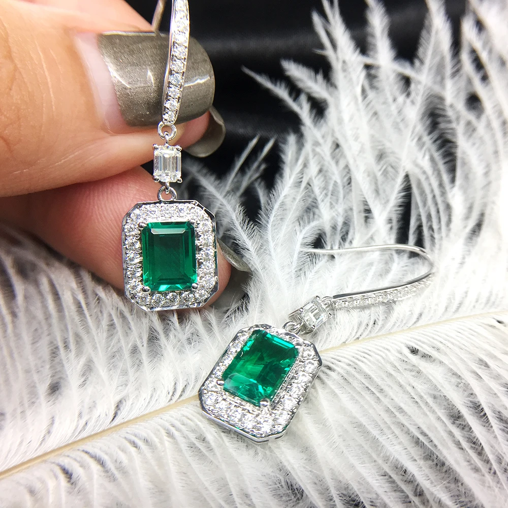 Серьги AEAW из белого золота 14K 4ctw AAA выращенные в лаборатории колумбийский изумруд
