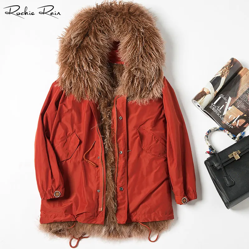 Женская парка на овечьем меху с отстегивающимся капюшоном и натуральным мехом