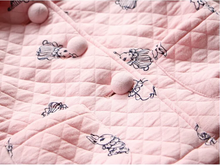 Бесплатная доставка новое пальто для маленьких девочек чисто розовое теплое