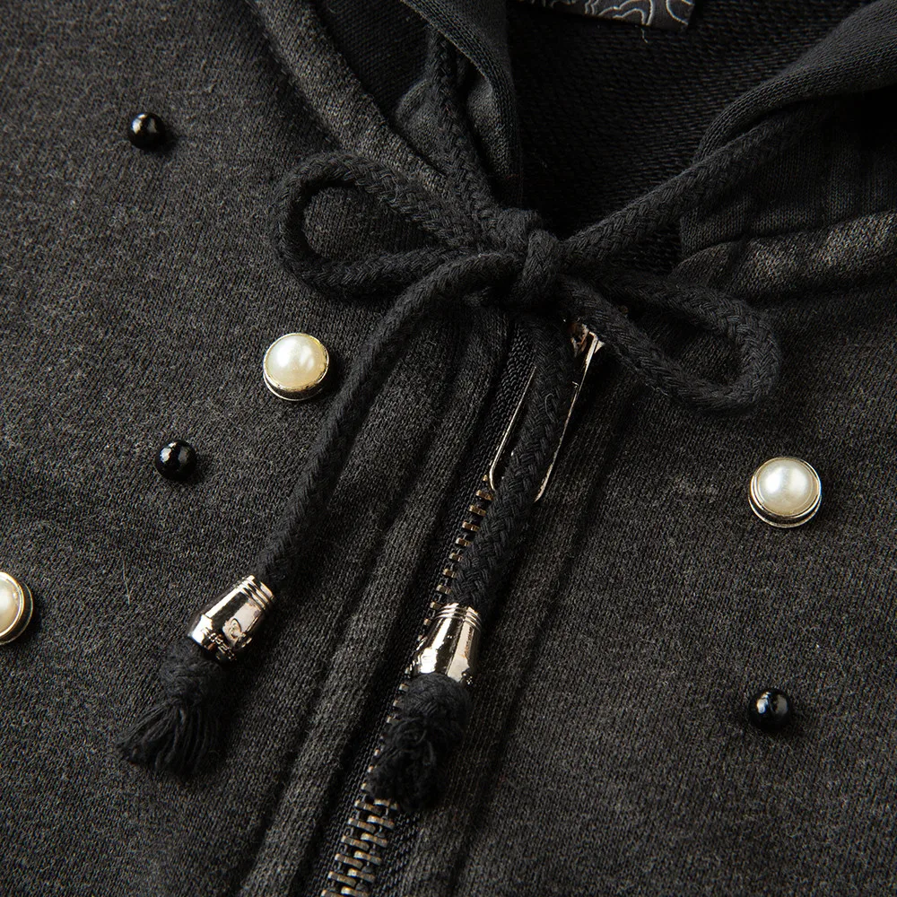 Женский осенний свитер облегающая приталенная рубашка с капюшоном и бисером в