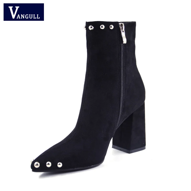 Женские ботинки из флока с заклепками Модные Черные ботильоны для женщин на