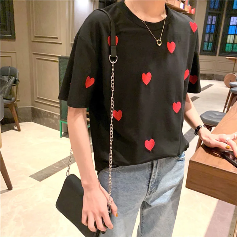 Модные Для женщин новый одежда 2019 Красное сердце вышивка футболка Повседневная