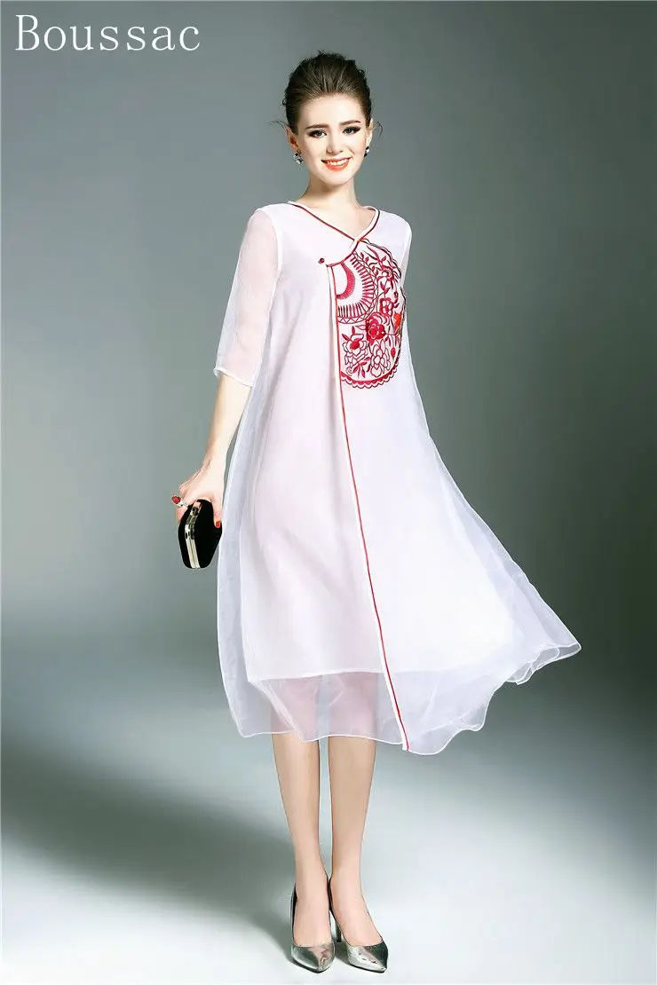 

Free shipping Spring/Summer original design A Version Chinese style flower Embroidered big size loosen dress for women