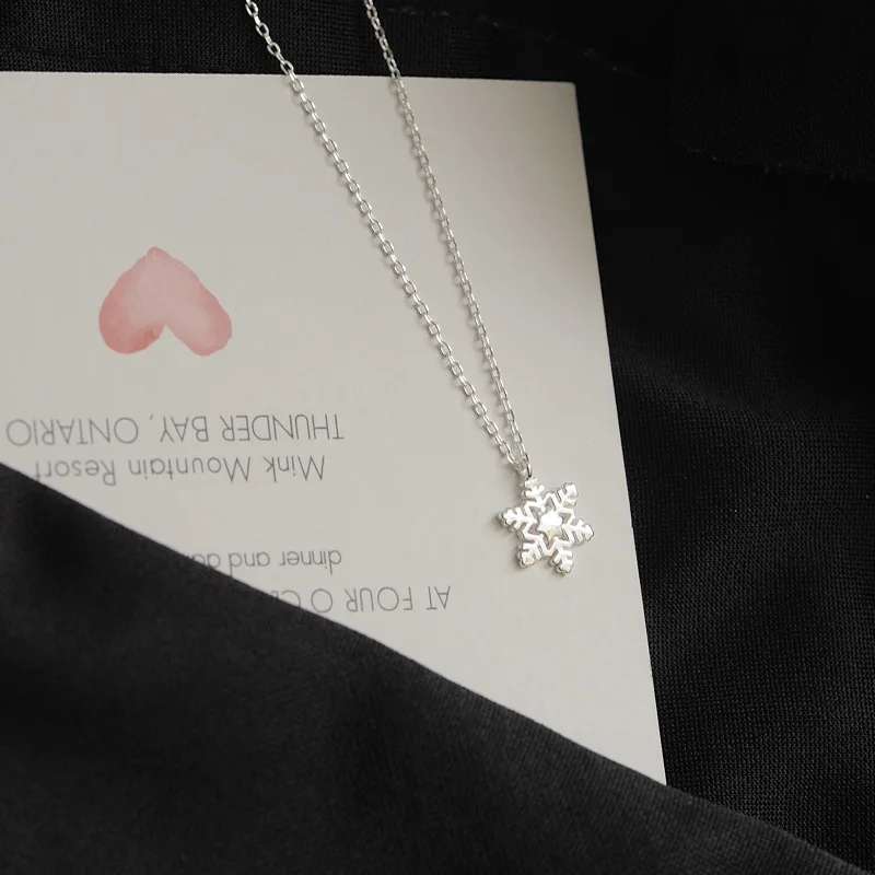 

925 Sterling SV Pendant Chain Necklace Korean female christmas snowflake clavicle for women's fashion Christmas gifts