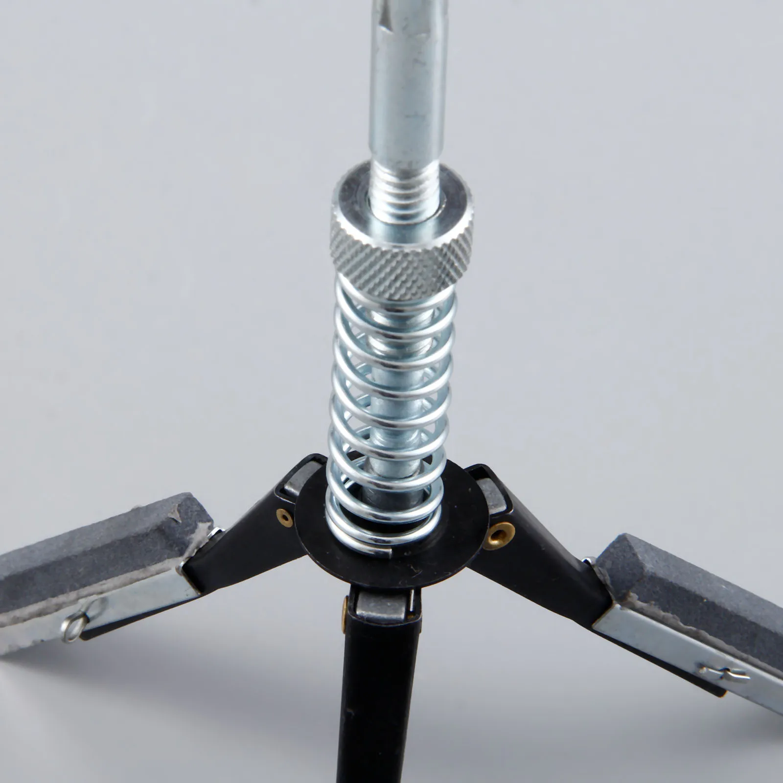 Yetaha 3-кулачковый регулируемый тормозной поршневой двигатель цилиндр точильный