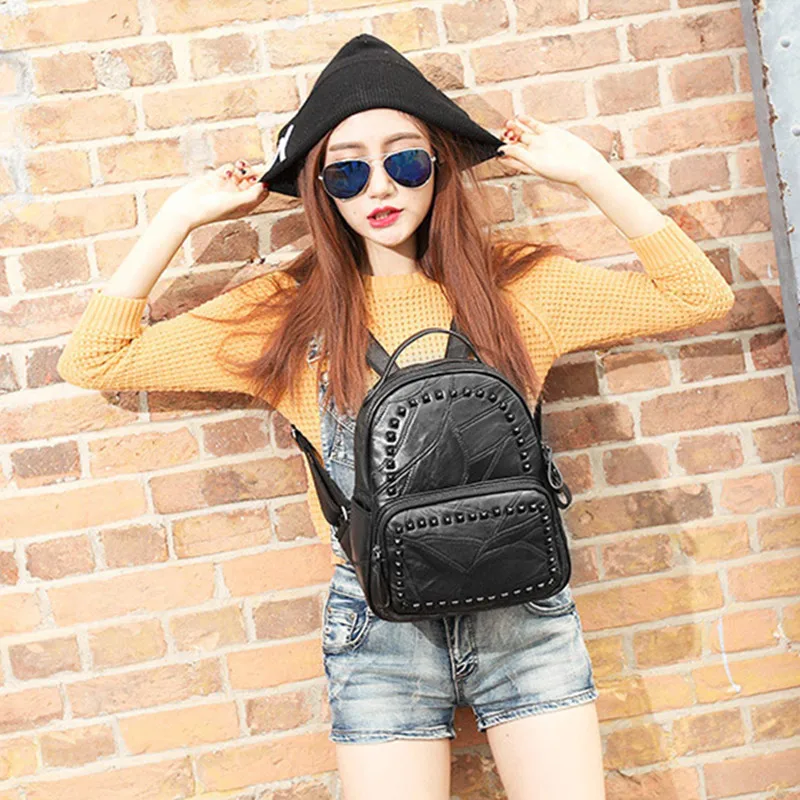 Модный Цветной черный женский рюкзак из натуральной овечьей кожи с заклепками и