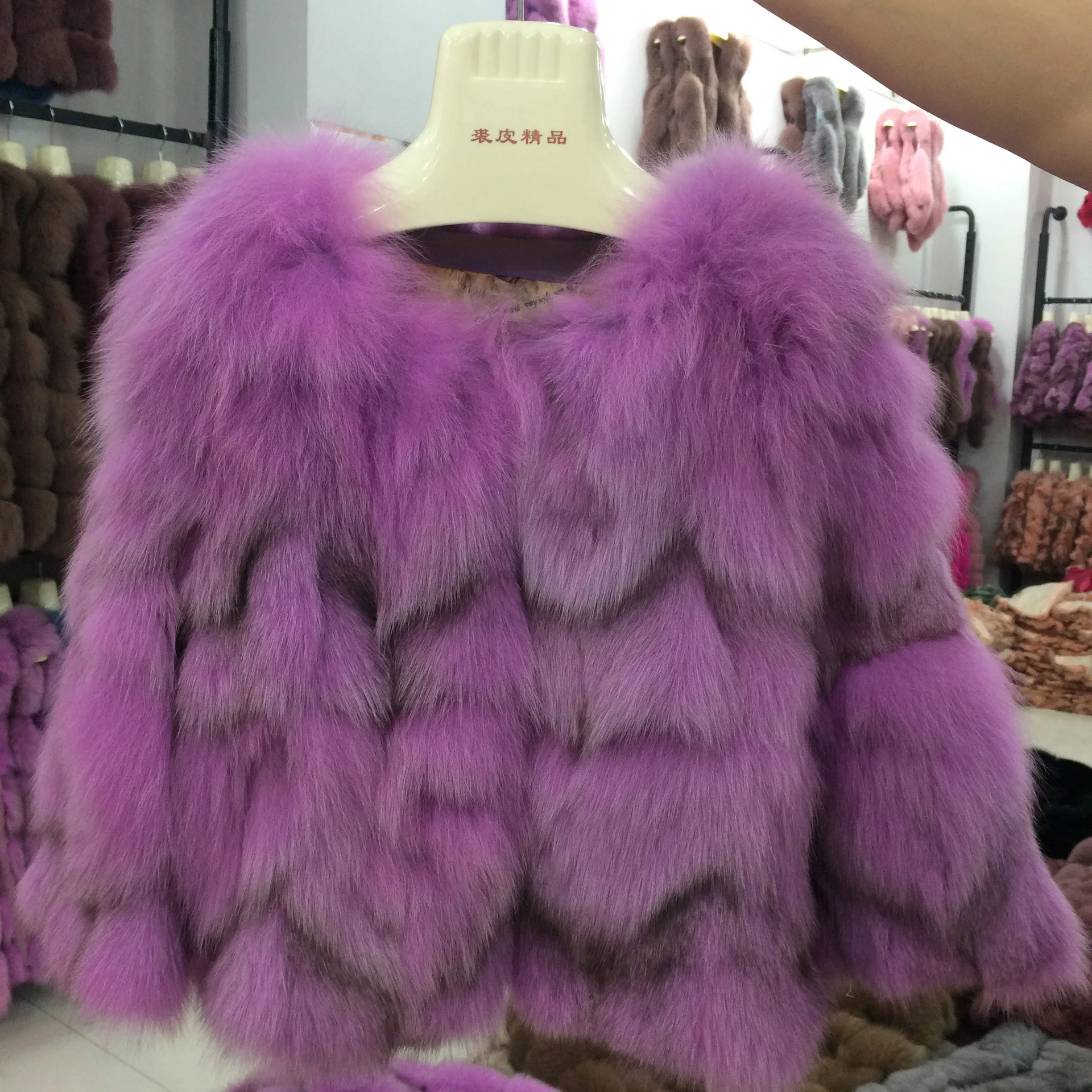 Новый 2016 Haining на осень-зиму импорт полный мех лисий короткое пальто с мехом. |