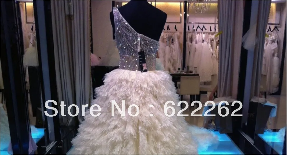 22Wholesale the new arrival 2013 latest fashion beautiful sexy shoulder beaded church big trailing wedding dresses free deliver | Свадьбы и
