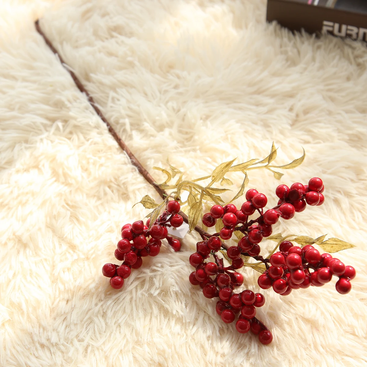 1 1 pcs artificial berry green bean foam flowers home decor small fake flowers bacca fruit branch decoration accessories fake plan - Цвет: 1
