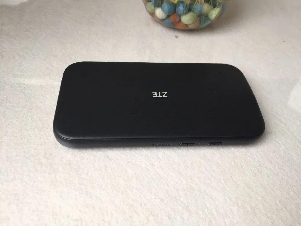 Мобильный Роутер ZTE MF980 UFi LTE точка доступа 4G + cat9 wifii роутер FDD LTE: B1/B3/B5(26)/B7/B8/B20/B28/B32 PK