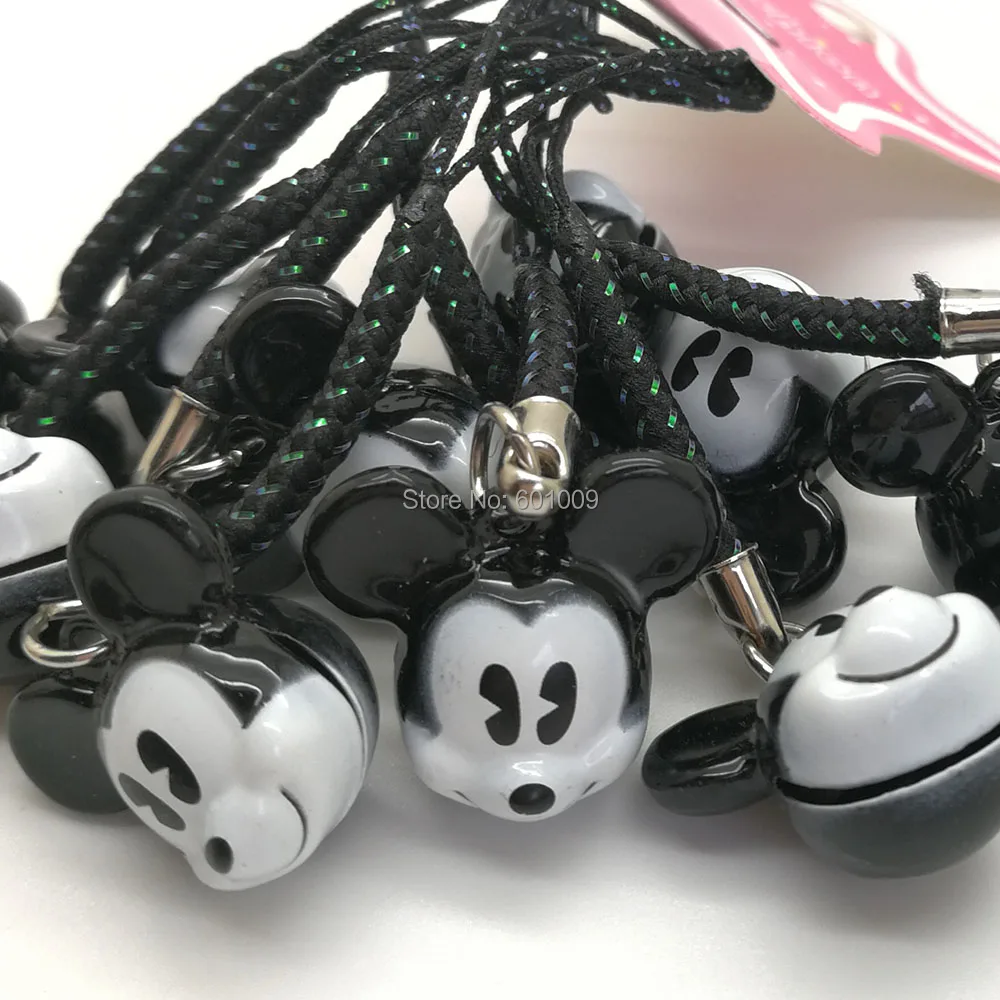 100 шт Pikchu Stitch Scrump Jack mickey minnie Marie Doraemon лягушка Медвежонок для мобильного телефона на ремешке колокольчики Цифры Розничная