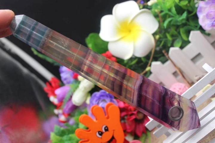 326 г редкий + натуральный кварцевый кристалл желтые фиолетовые полосы флюорит