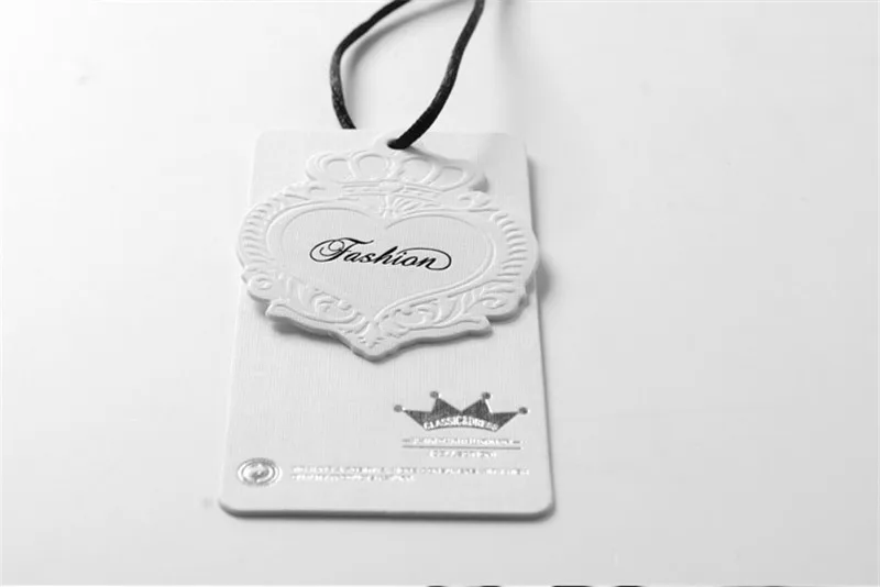 

China jeans printed hang tags design plastic string, garment hang tags VK250