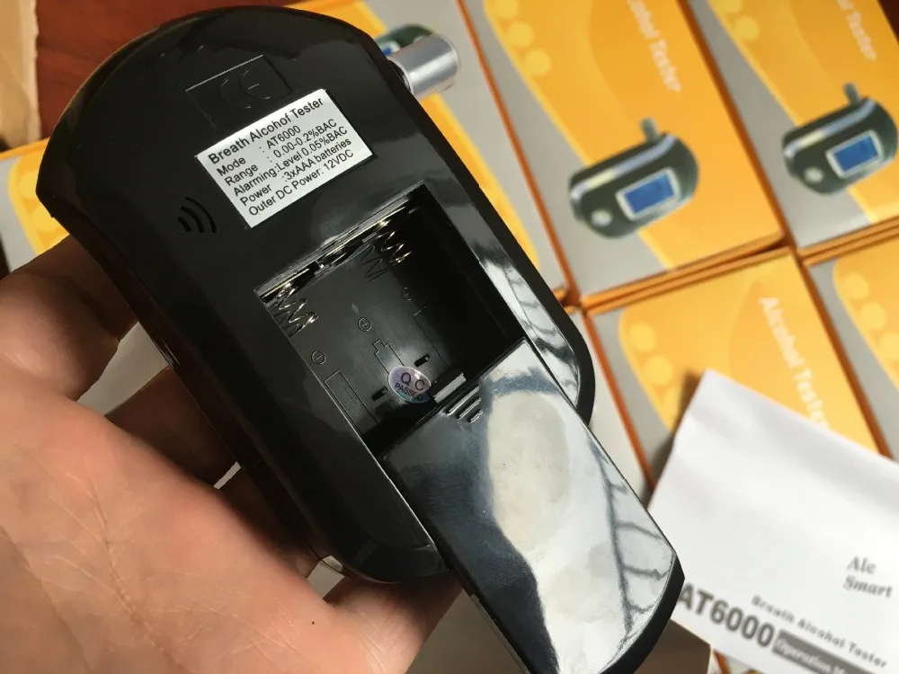 Алкотестер AT6000 автомобильный детектор с 5 мундштуками и ЖК