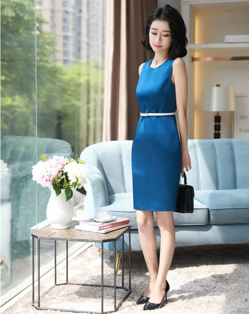 Платье женское облегающее без рукавов офисная одежда в офисном стиле деловая с
