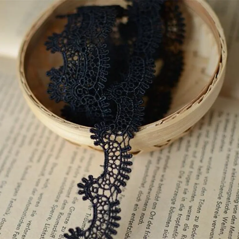 

Apparel Sewing Fabric 5 Meters DIY black white Trim Cotton Crocheted Lace Fabric Wedding Decration Handmade Accessories Craft