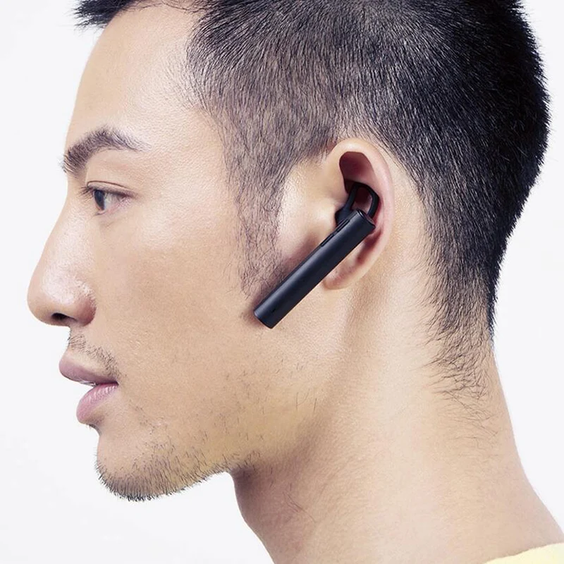 Оригинальные Bluetooth наушники Xiaomi с зарядным футляром на 320 мА · ч молодежная версия