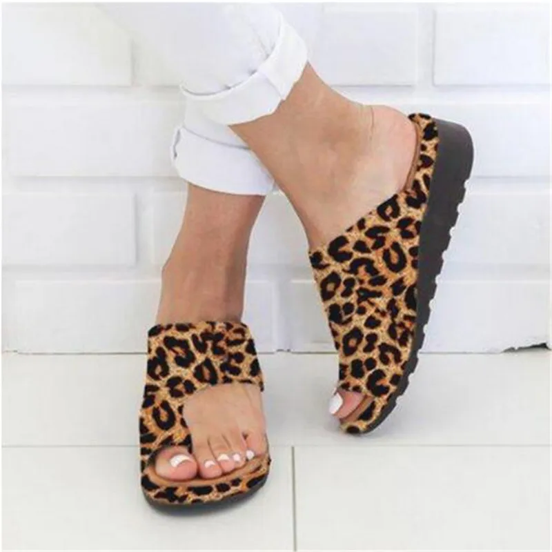 

Flat Sole Ladies Casual Soft Big Toe Foot Correction Sandal Women Shoes Comfy Platform Orthopedic Bunion Corrector