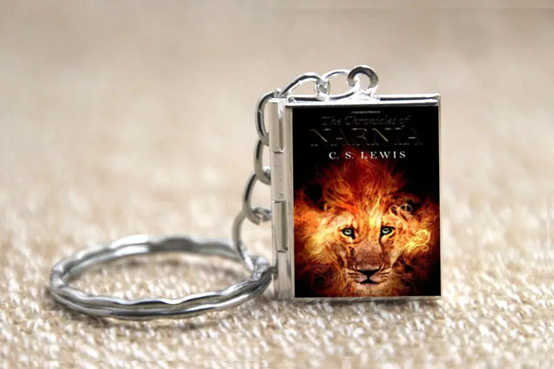 Брелок для ключей B1036 с изображением летопии нарнии|chronicles of narnia|book jewelrybronze jewelry |