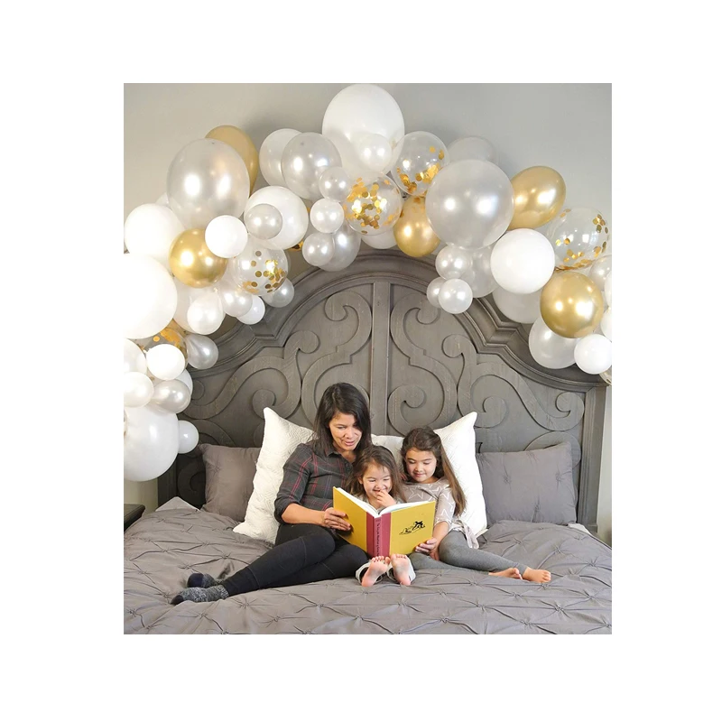 Набор шаров и гирлянд с бантом 80 белых жемчужин хромированные золотые серебряные