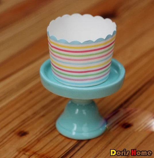 Free Shipping New Ceramic Cake Stand Hold 1 Cupcake For Wedding / Birthday Party Color Random 8pcs | Дом и сад