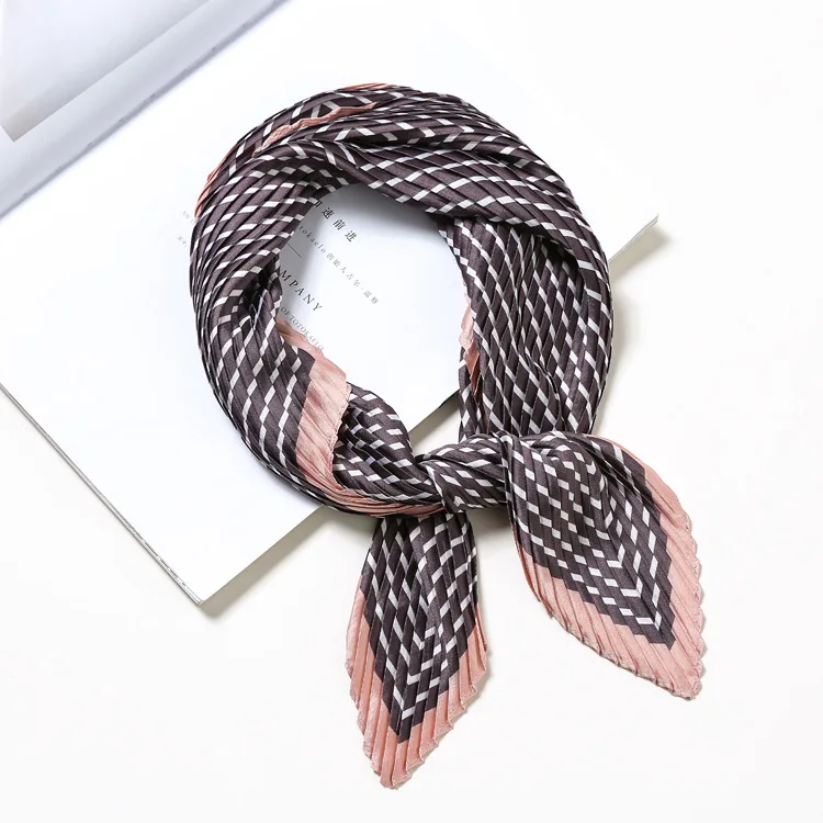 

Multi stripe fashionable women printing kerchief neckwear pleated square scarf bag tie 2018 new Foulard Bandana LL180243