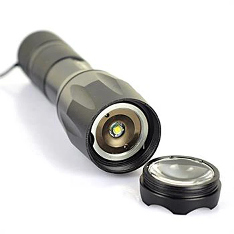 

BORUIT 2500LM XM-L T6 LED Flashlight Zoomable Torch Light+ Charger+2x18650 Camping Portable Light