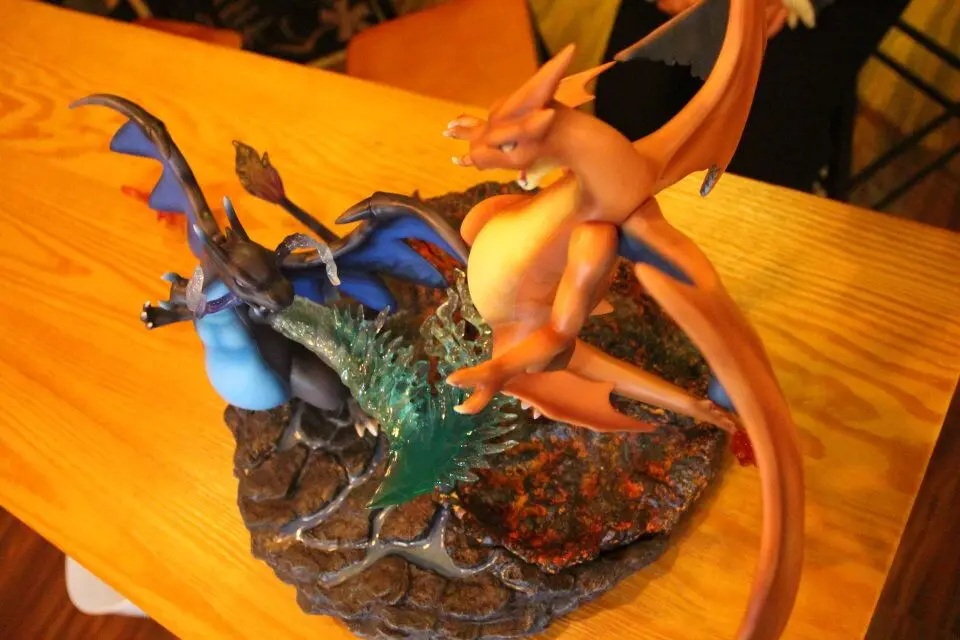 Фигурки-модели в наличии 40 см Карманный Монстр Charizard vs mega X GK статуя из смолы