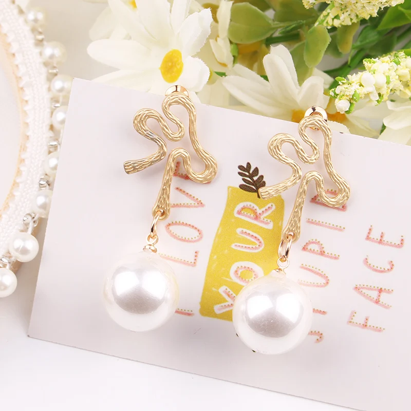LUBOV Imitation Big Pearl Pendant Elegant Drop Earrings Irregular Gold Color Metal Dangle Personality Women Jewelry | Украшения и
